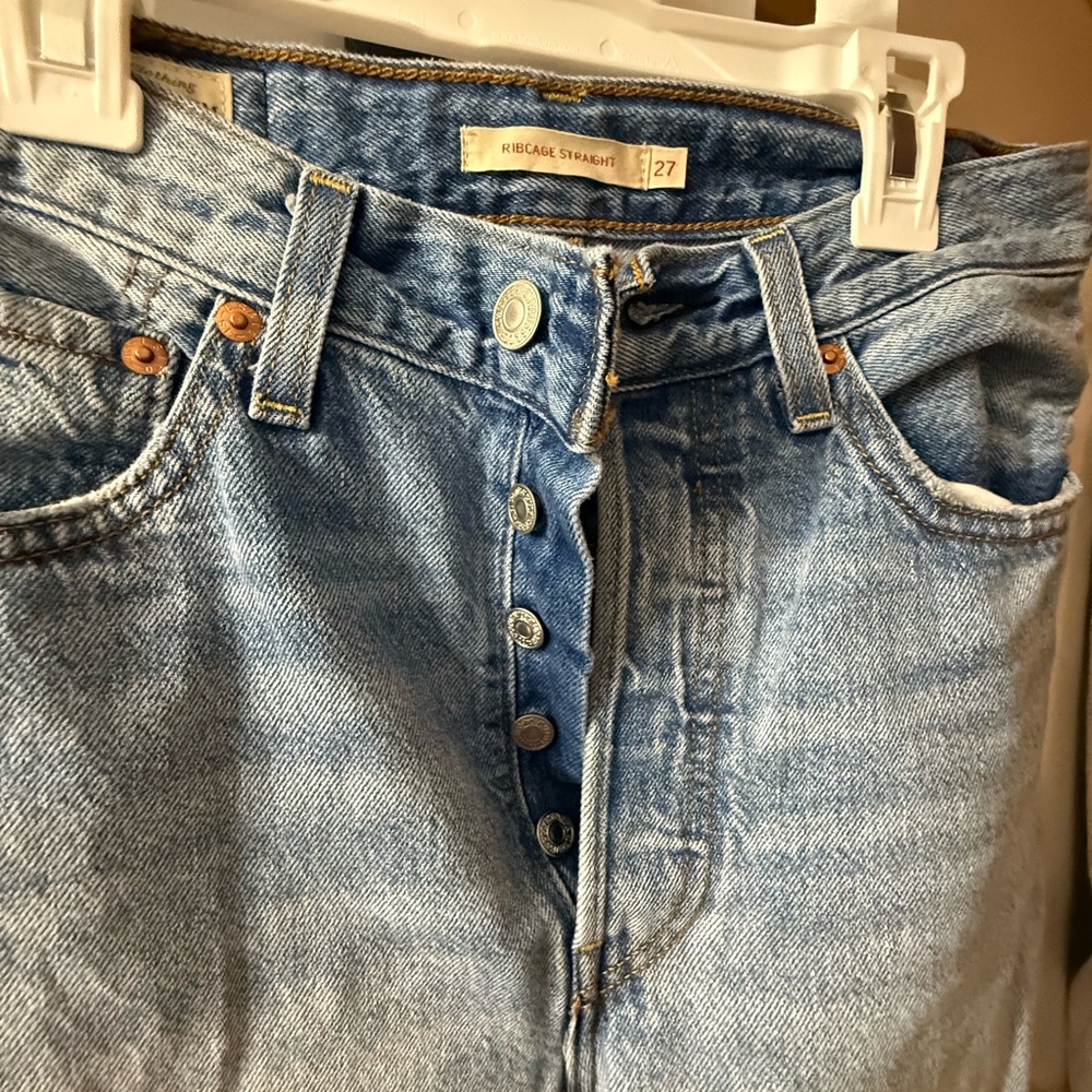 Levi's Women's High Rise Jeans - Classic Blue - Picture 4 of 6